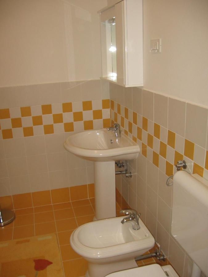 Redi A3 Apartment ราบัซ ภายนอก รูปภาพ